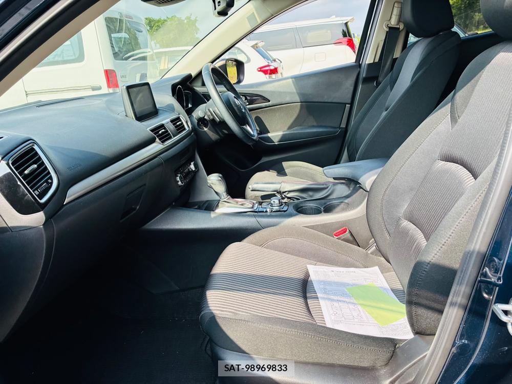 Mazda AXELA 2015-09 8119962-10