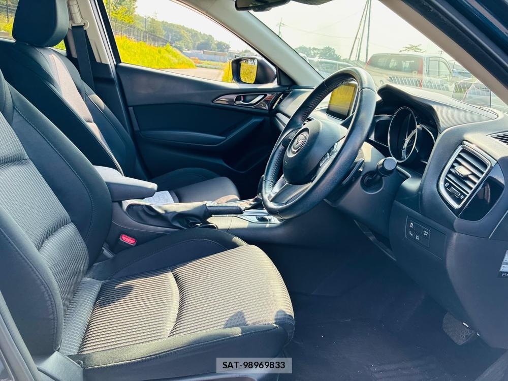 Mazda AXELA 2015-09 8119962-11