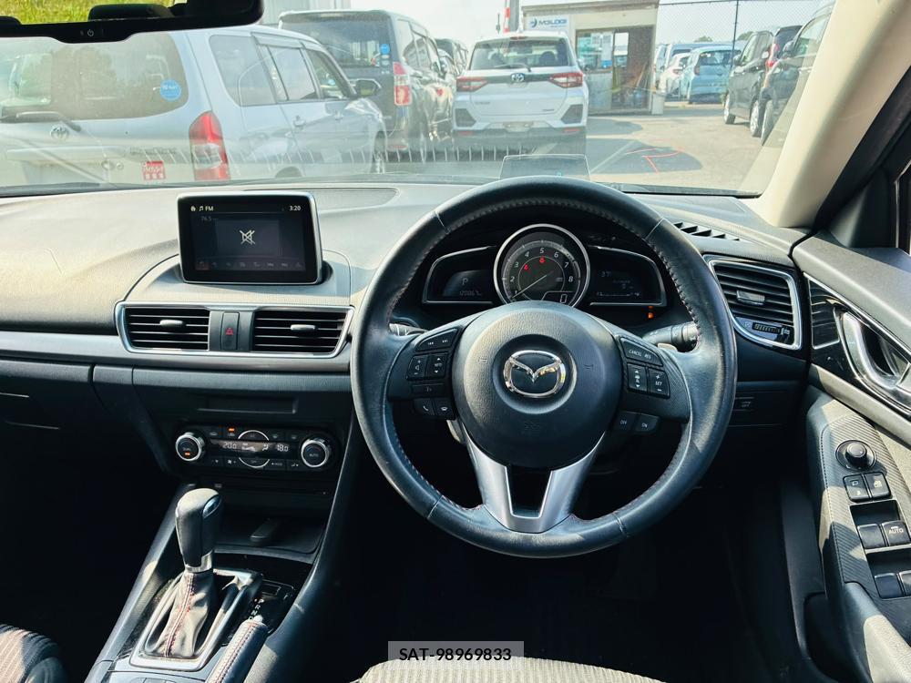 Mazda AXELA 2015-09 8119962-13