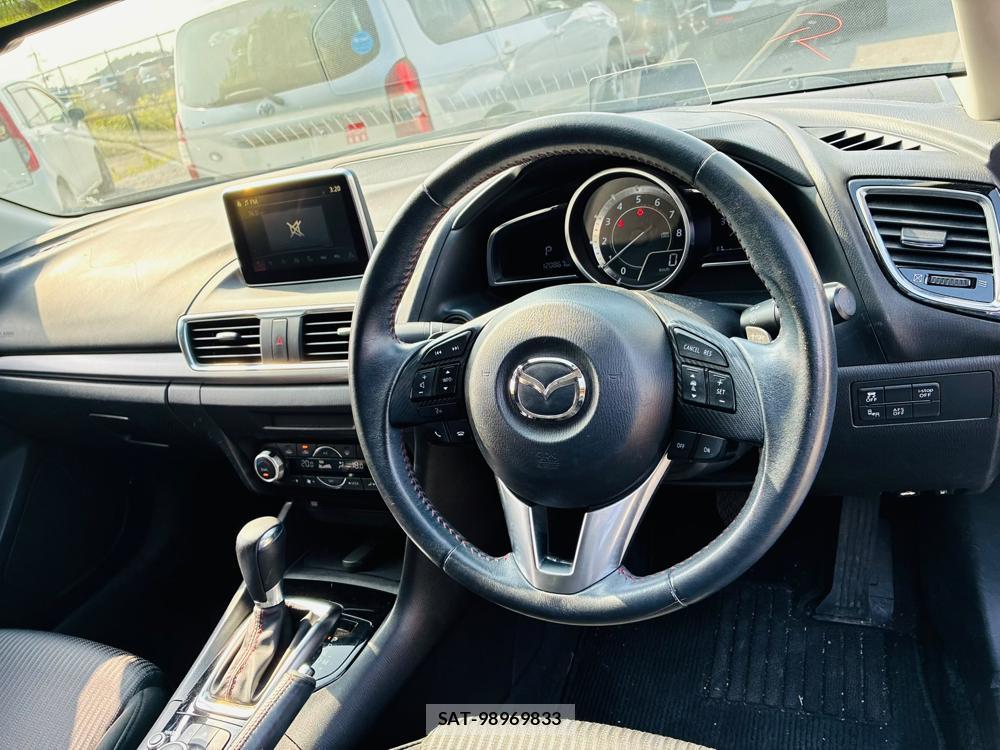 Mazda AXELA 2015-09 8119962-14
