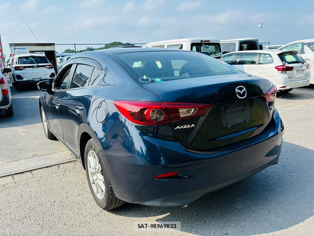 Mazda AXELA 2015-09 8119962-2