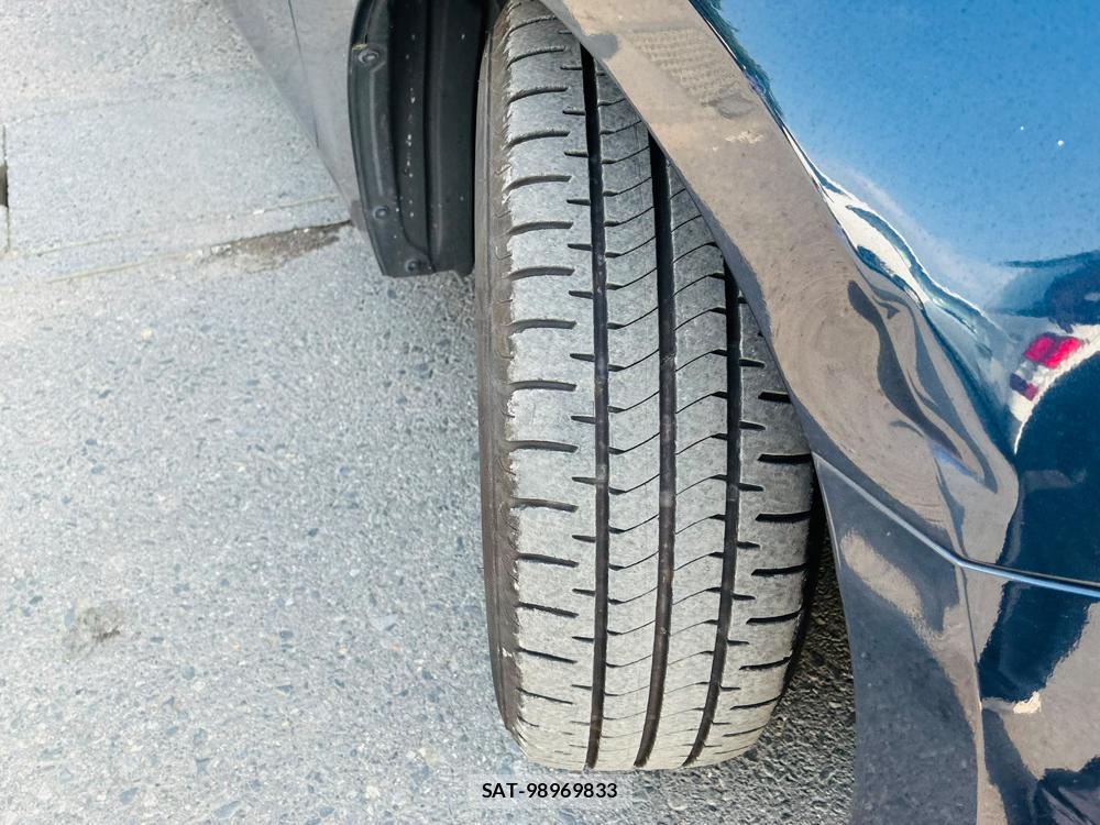 Mazda AXELA 2015-09 8119962-29