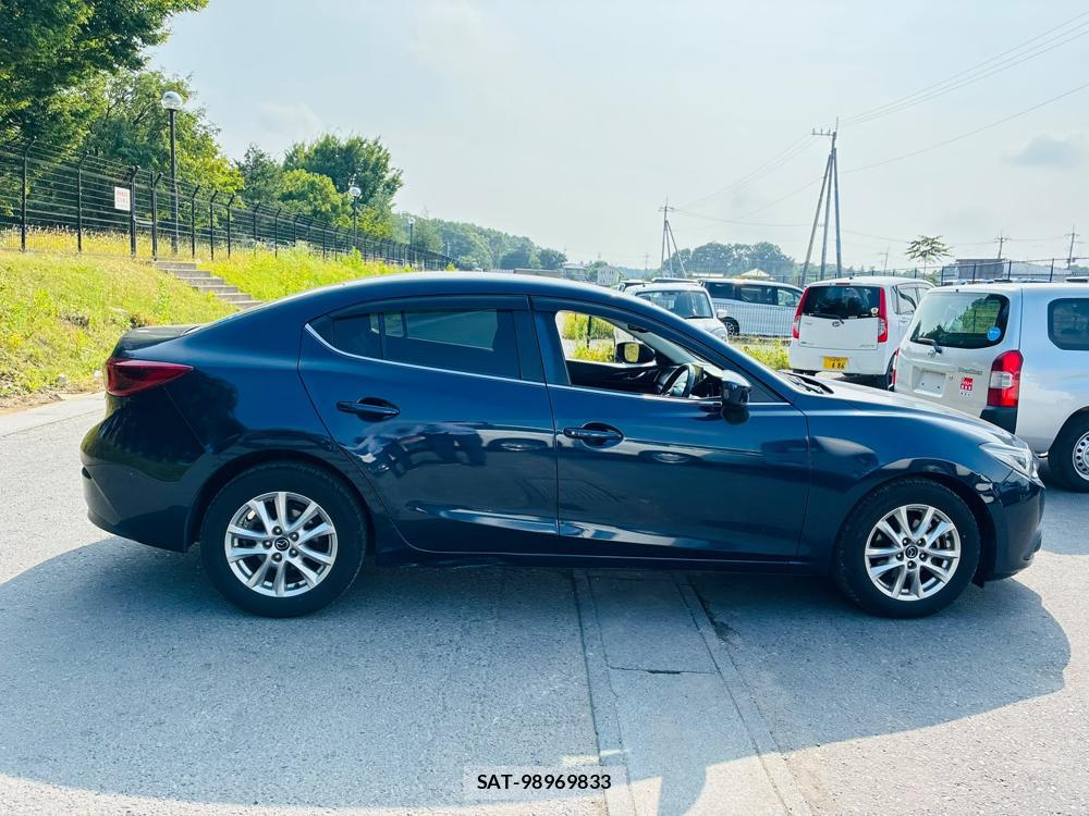 Mazda AXELA 2015-09 8119962-5