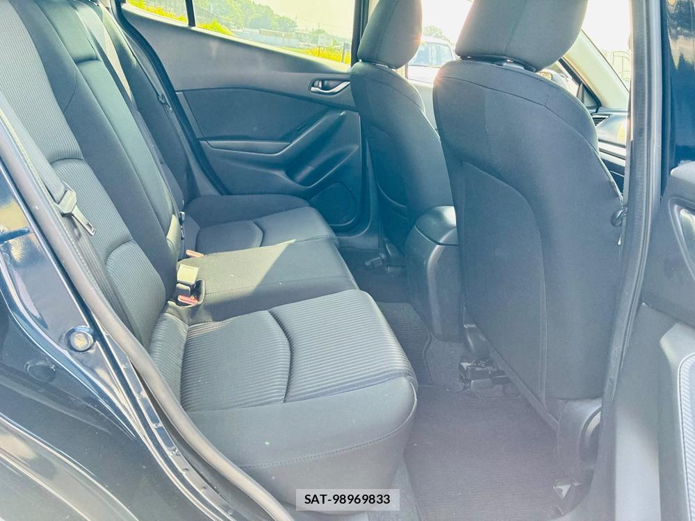 Mazda AXELA 2015-09 8119962-8