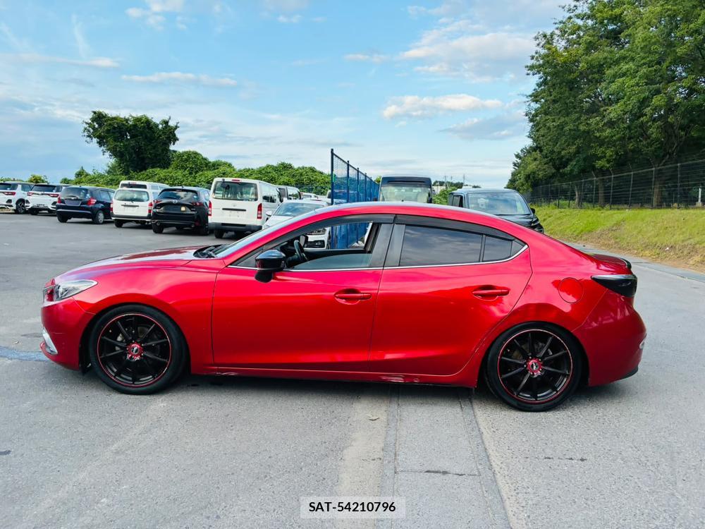 Mazda AXELA 2015-07 8119960-1