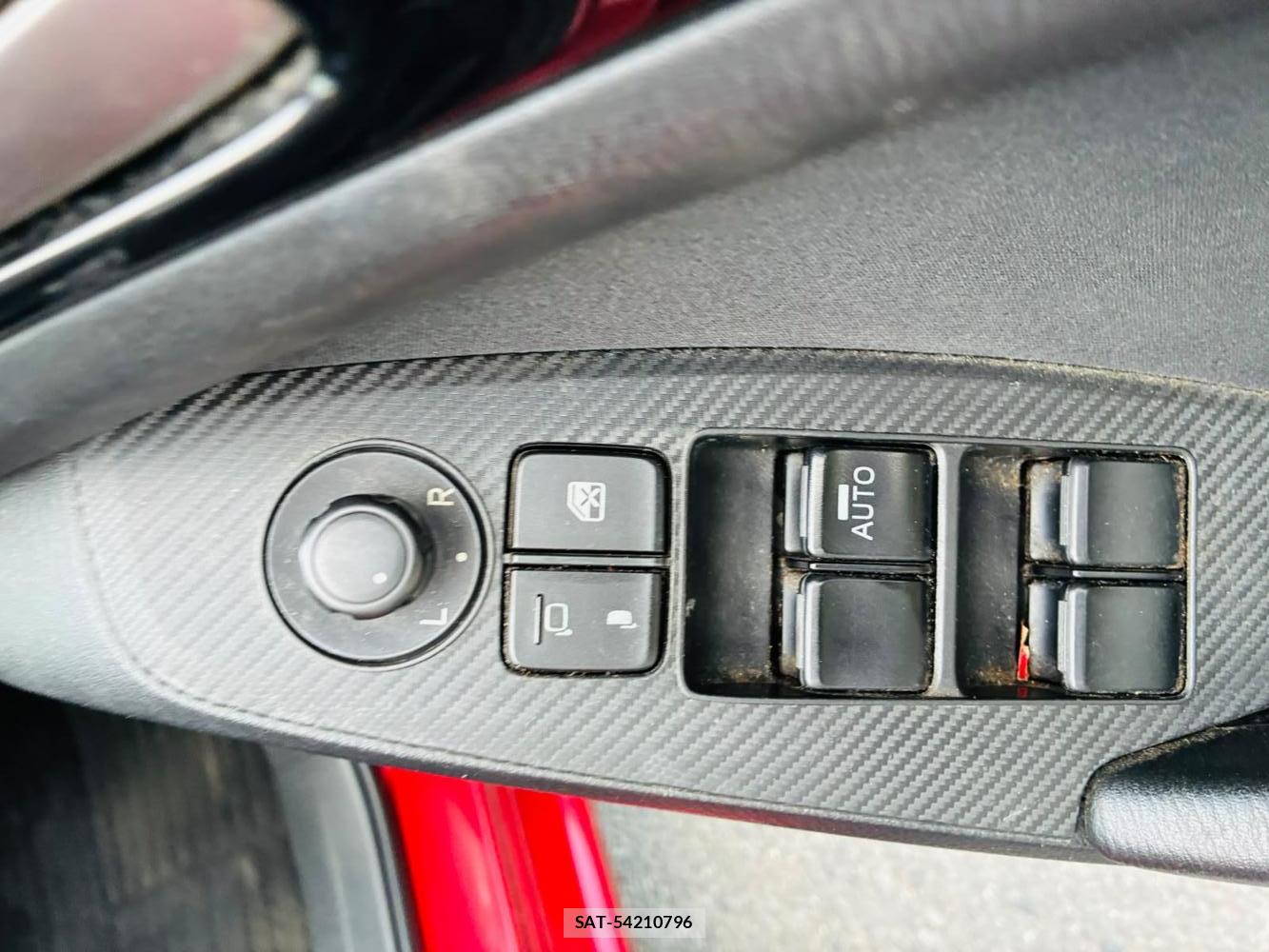 Mazda AXELA 2015-07 8119960-20
