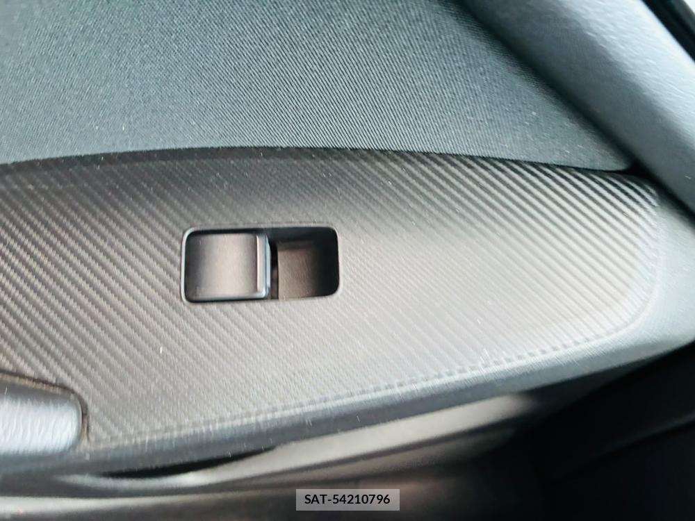 Mazda AXELA 2015-07 8119960-22