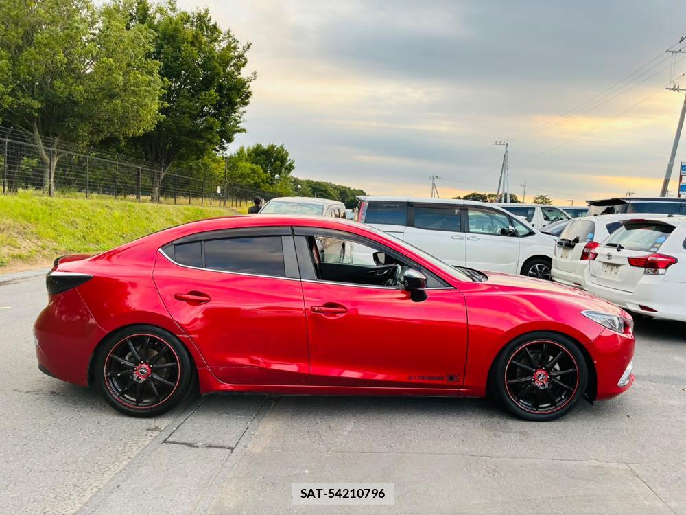 Mazda AXELA 2015-07 8119960-5