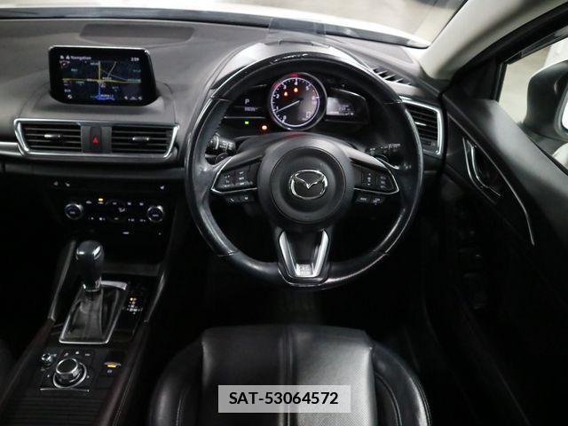 Mazda AXELA SPORT 2018-04 2006547-9