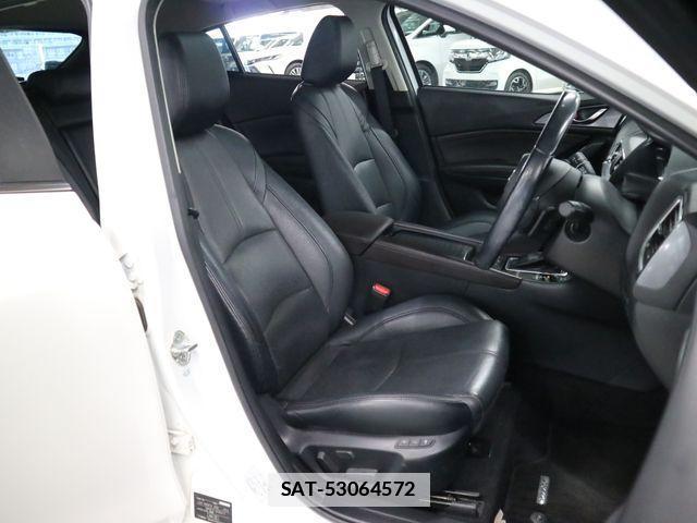 Mazda AXELA SPORT 2018-04 2006547-11