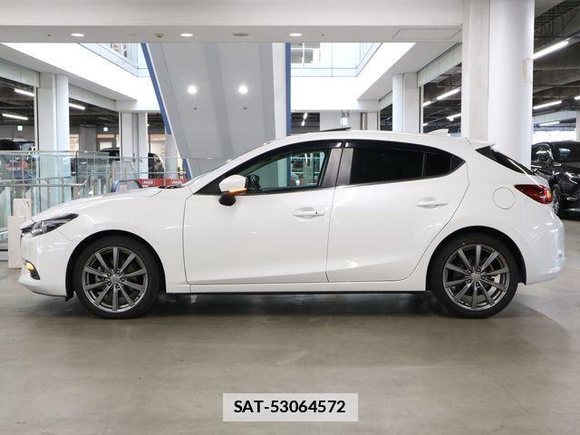 Mazda AXELA SPORT 2018-04 2006547-8