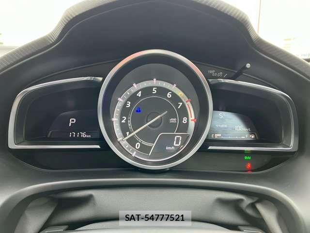 Mazda AXELA SPORT 2013-11 2028747-10