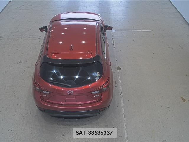 Mazda AXELA SPORT 2015-02 7687995-1