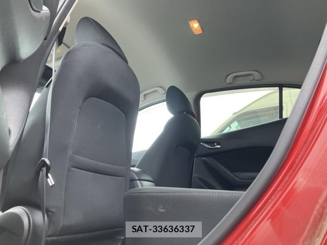 Mazda AXELA SPORT 2015-02 7687995-4