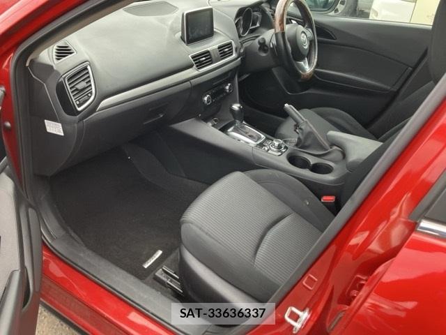 Mazda AXELA SPORT 2015-02 7687995-5