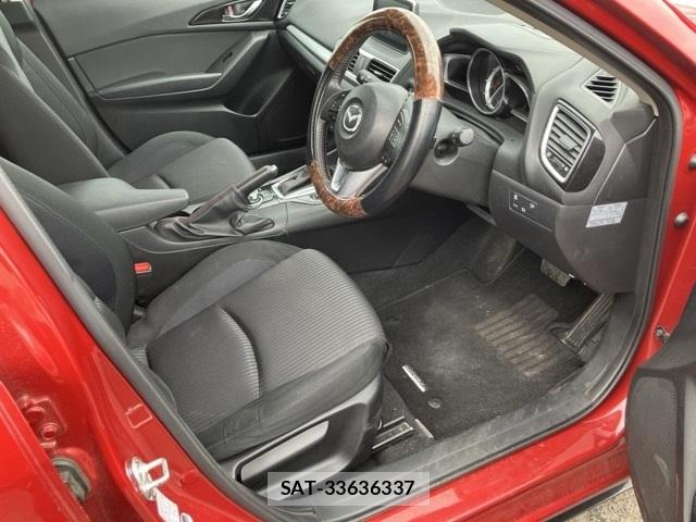 Mazda AXELA SPORT 2015-02 7687995-6