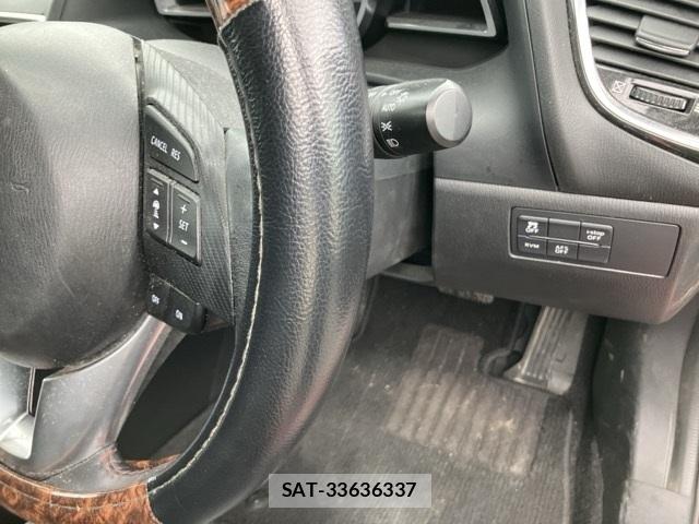 Mazda AXELA SPORT 2015-02 7687995-7