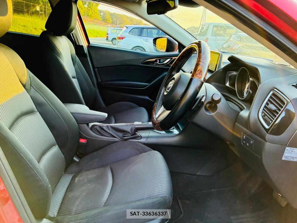 Mazda AXELA SPORT 2015-02 7687995-11