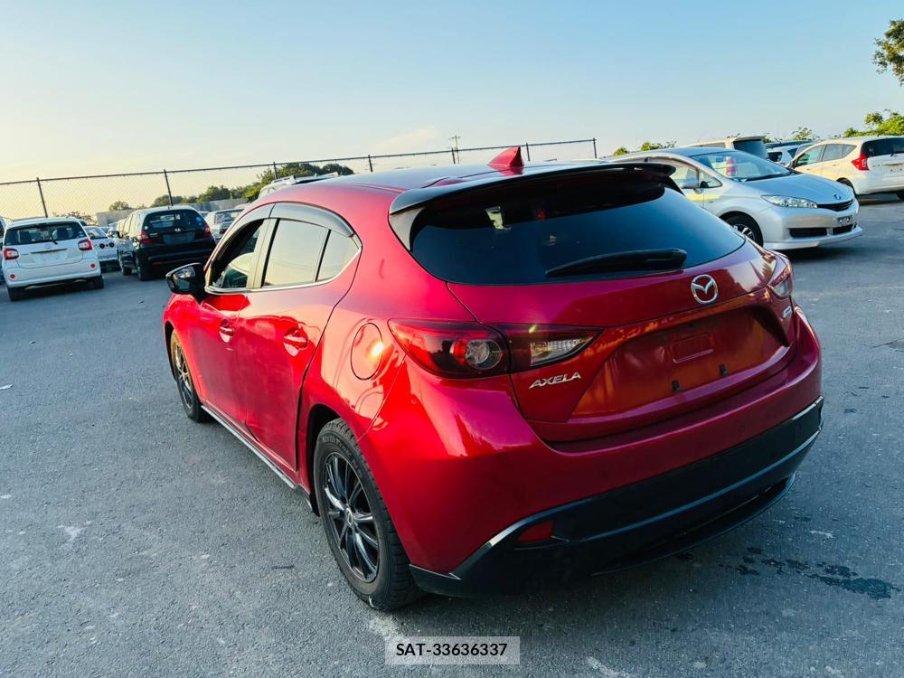 Mazda AXELA SPORT 2015-02 7687995-2