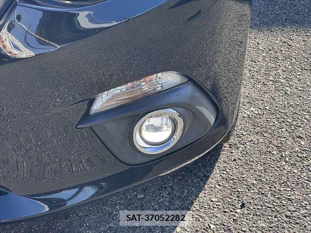 Mazda AXELA SPORT 2015-11 519204-9