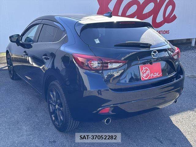 Mazda AXELA SPORT 2015-11 519204-16