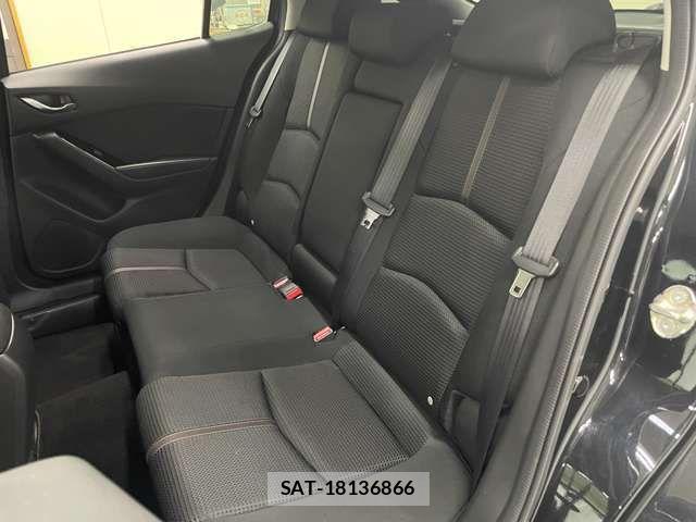 Mazda AXELA SPORT 2018-08 841705-9