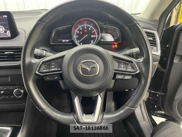 Mazda AXELA SPORT 2018-08 841705-18