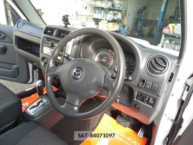 Mazda AZ-OFFROAD 2013-12 6902400-11