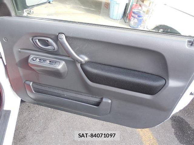 Mazda AZ-OFFROAD 2013-12 6902400-14