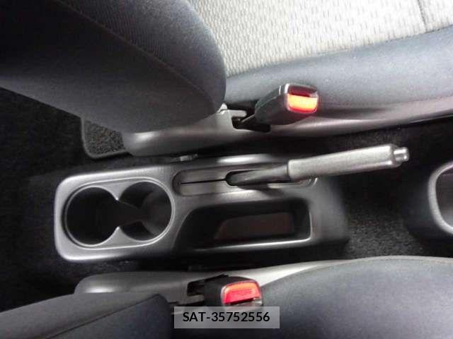 Mazda AZ-OFFROAD 2008-07 7215141-19