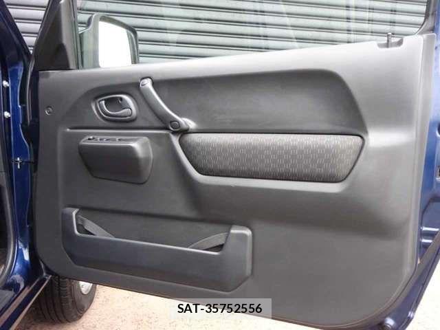 Mazda AZ-OFFROAD 2008-07 7215141-7