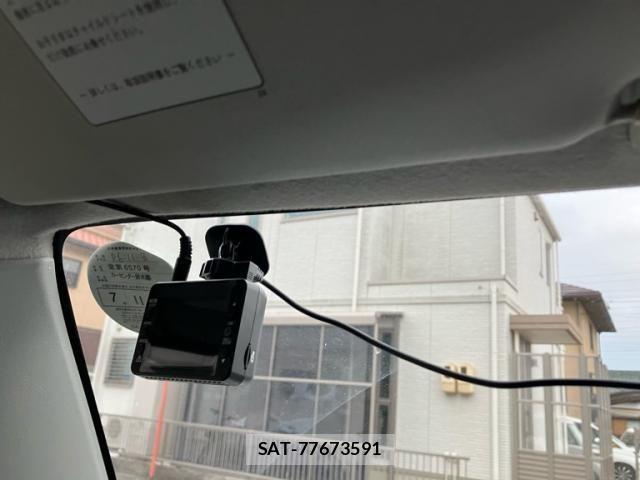 Mazda AZ-OFFROAD 2009-11 7249871-17