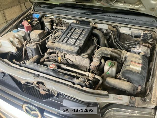 Mazda AZ-OFFROAD 2006-12 8313224-5