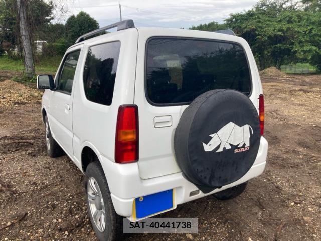 Mazda AZ-OFFROAD 2013-09 8740744-1