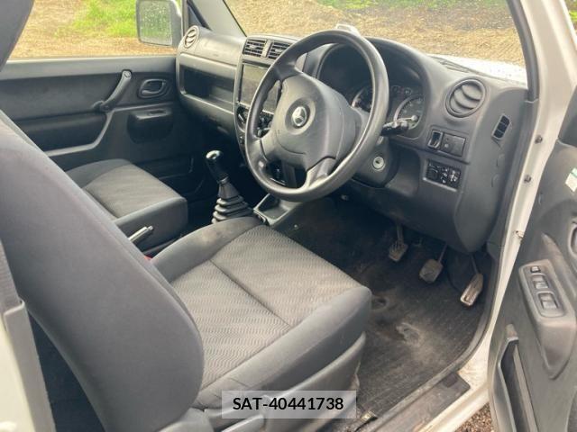 Mazda AZ-OFFROAD 2013-09 8740744-6