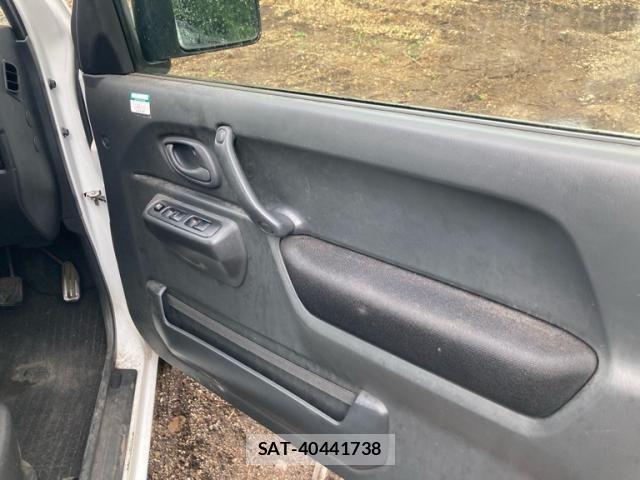 Mazda AZ-OFFROAD 2013-09 8740744-7