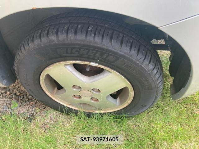 Mazda AZ-WAGON 2011-08 7325817-5