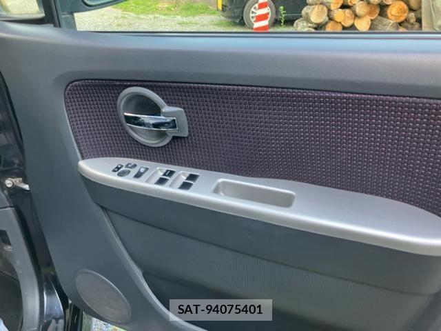 Mazda AZ-WAGON 2005-11 7453065-13
