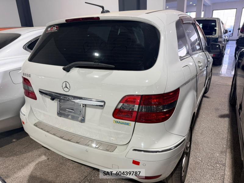 Mercedes Benz B-CLASS 2009 8231572-2