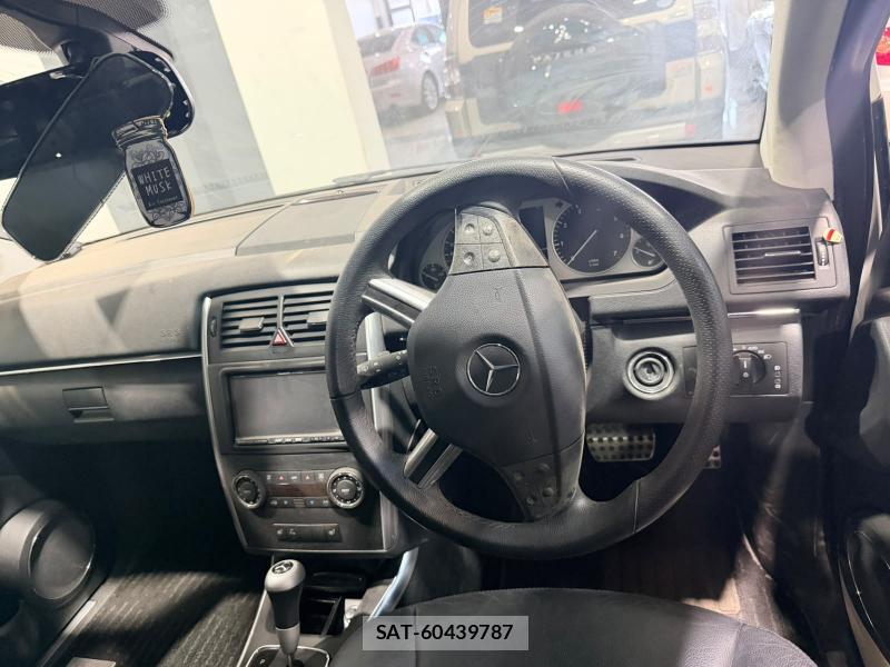 Mercedes Benz B-CLASS 2009 8231572-6