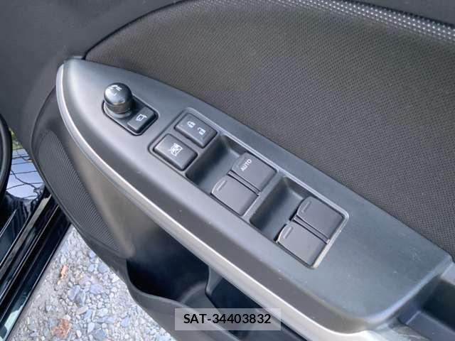 Suzuki BALENO 2017-03 1135941-18