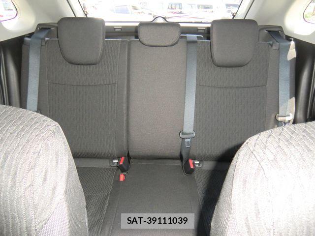 Suzuki BALENO 2016-03 7215146-11