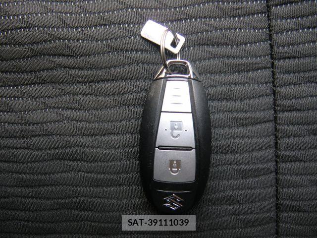 Suzuki BALENO 2016-03 7215146-17
