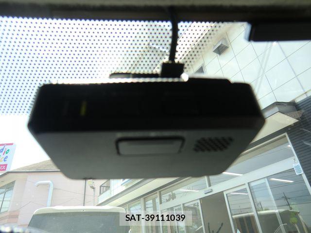 Suzuki BALENO 2016-03 7215146-24