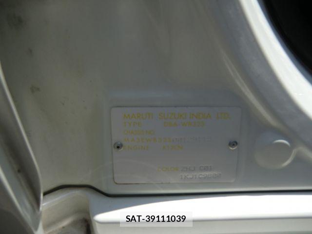 Suzuki BALENO 2016-03 7215146-26
