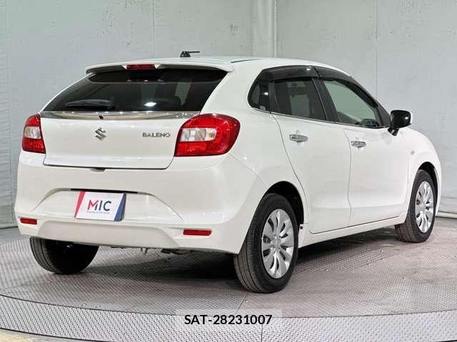 Suzuki BALENO 2017-04 7721138-4