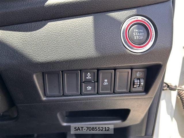 Suzuki BALENO 2017-01 8313228-23