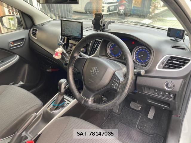 Suzuki BALENO 2017-01 8561231-11