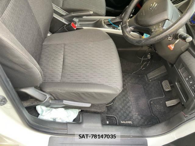 Suzuki BALENO 2017-01 8561231-13
