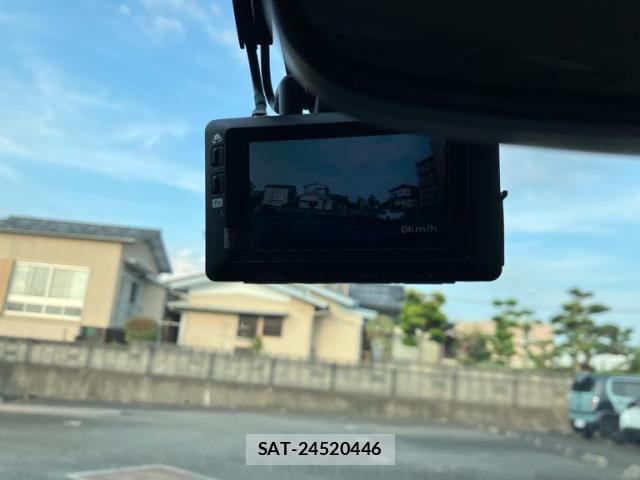 Suzuki BALENO 2019-06 8848313-23